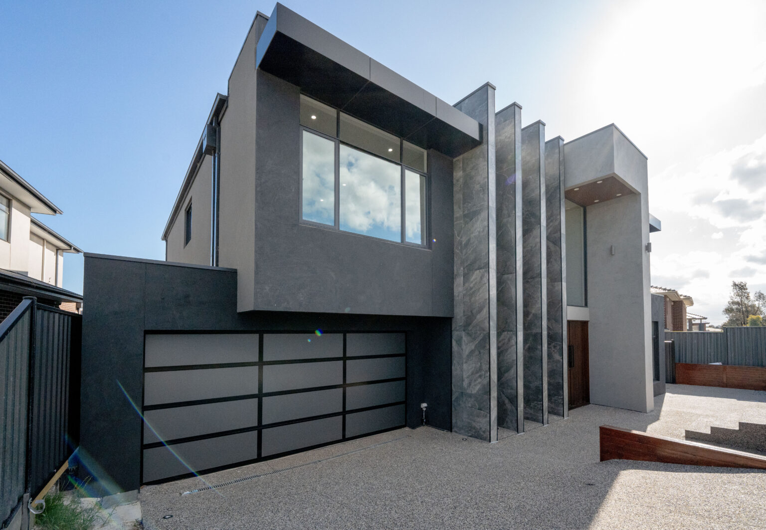 Street Appeal on a Budget | Luxury Home Builders Melbourne - Aamicohomes